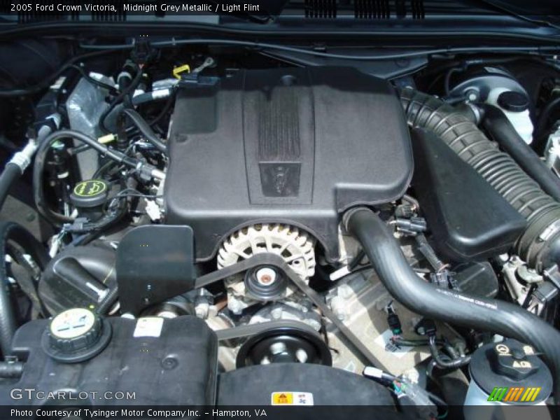 Midnight Grey Metallic / Light Flint 2005 Ford Crown Victoria