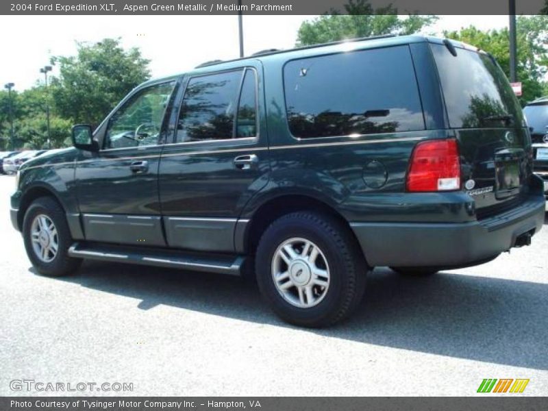Aspen Green Metallic / Medium Parchment 2004 Ford Expedition XLT