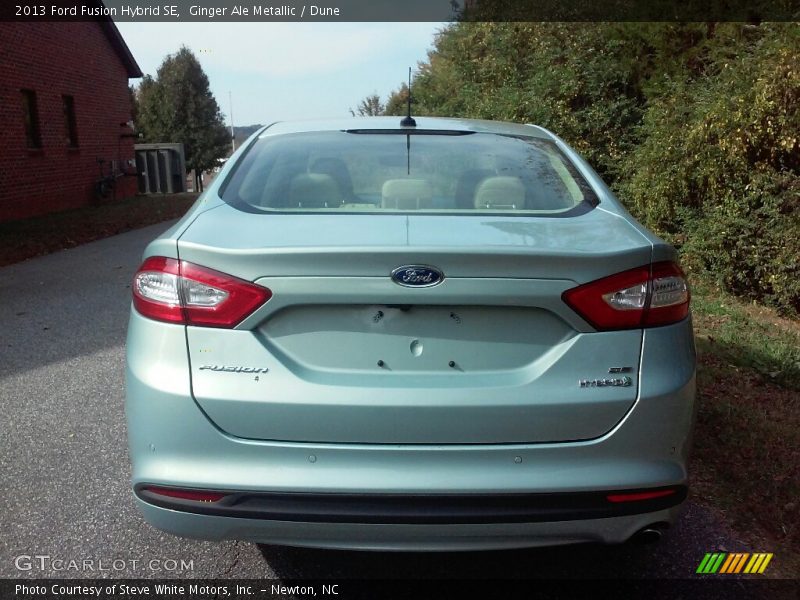 Ginger Ale Metallic / Dune 2013 Ford Fusion Hybrid SE