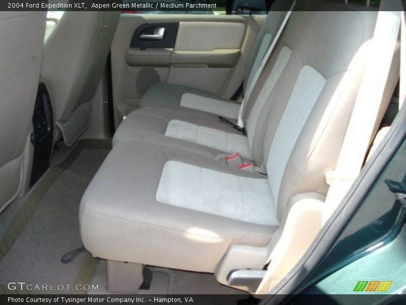 Aspen Green Metallic / Medium Parchment 2004 Ford Expedition XLT