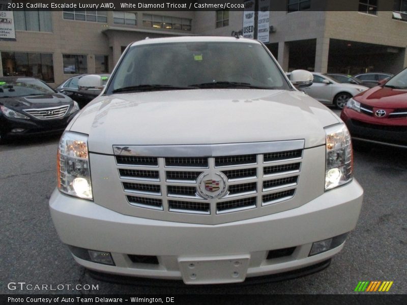 White Diamond Tricoat / Cashmere/Cocoa 2013 Cadillac Escalade Luxury AWD