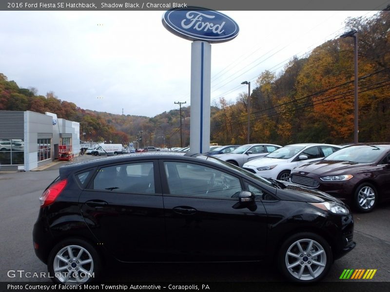 Shadow Black / Charcoal Black 2016 Ford Fiesta SE Hatchback