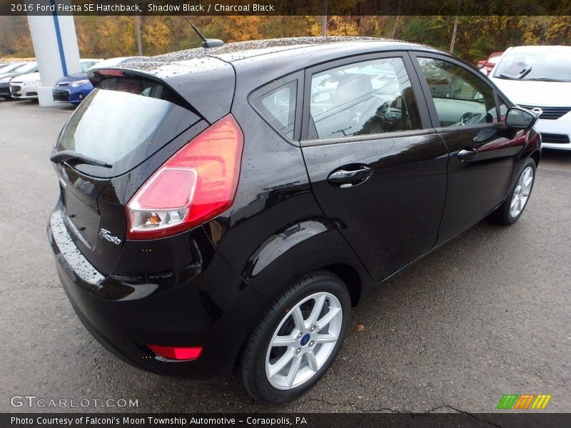 Shadow Black / Charcoal Black 2016 Ford Fiesta SE Hatchback