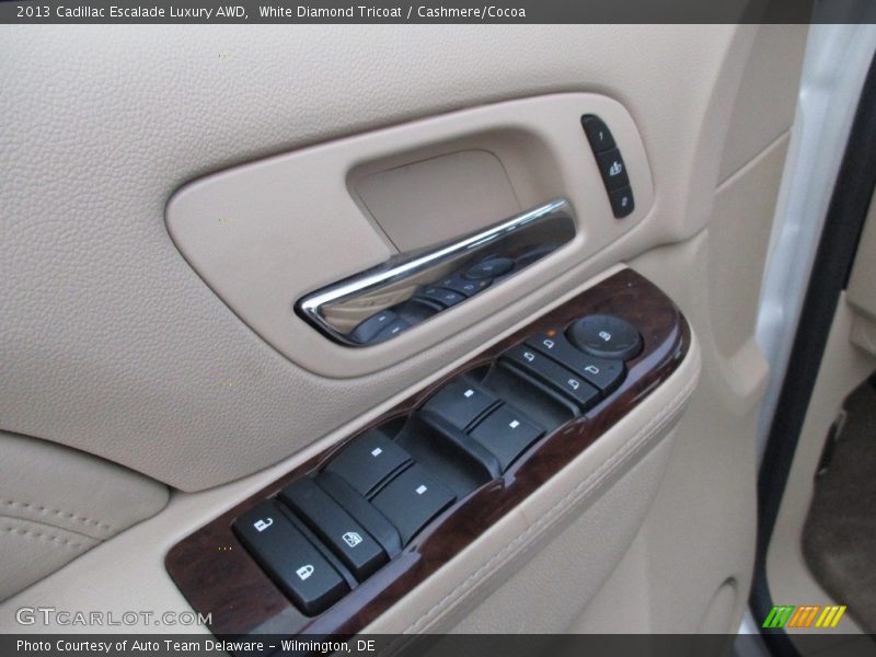 White Diamond Tricoat / Cashmere/Cocoa 2013 Cadillac Escalade Luxury AWD
