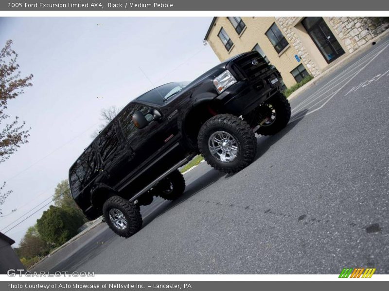 Black / Medium Pebble 2005 Ford Excursion Limited 4X4