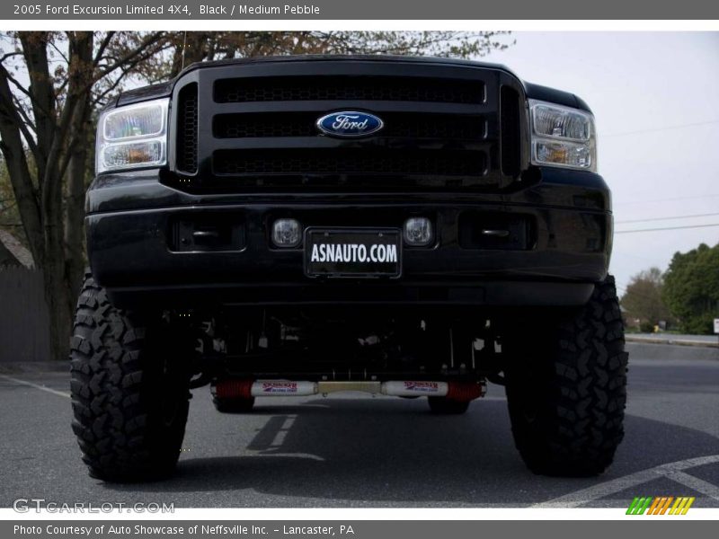 Black / Medium Pebble 2005 Ford Excursion Limited 4X4