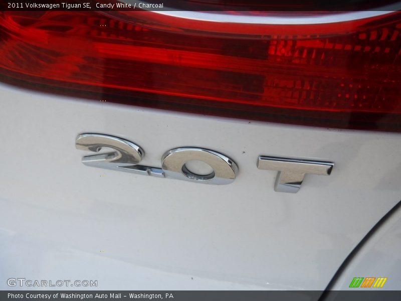 Candy White / Charcoal 2011 Volkswagen Tiguan SE
