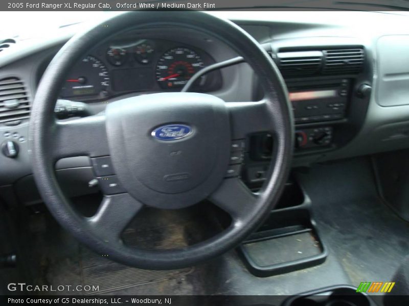 Oxford White / Medium Dark Flint 2005 Ford Ranger XL Regular Cab