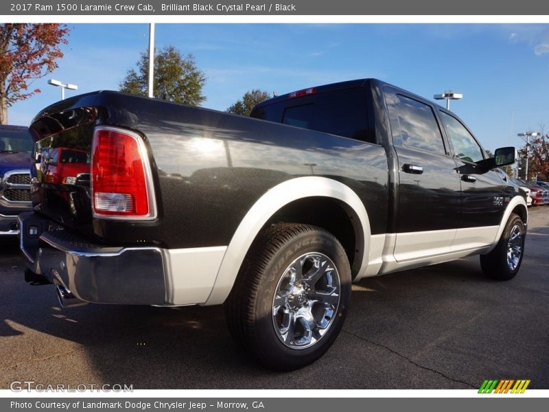 Brilliant Black Crystal Pearl / Black 2017 Ram 1500 Laramie Crew Cab