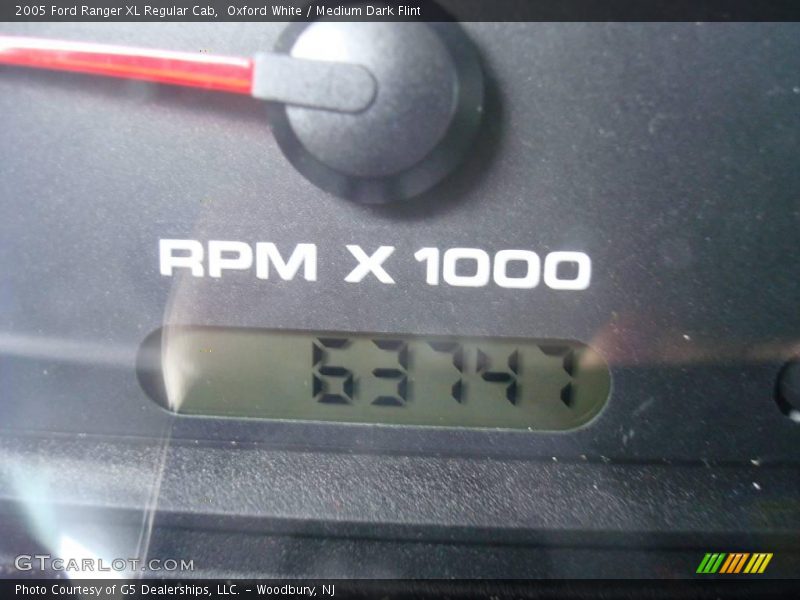 Oxford White / Medium Dark Flint 2005 Ford Ranger XL Regular Cab