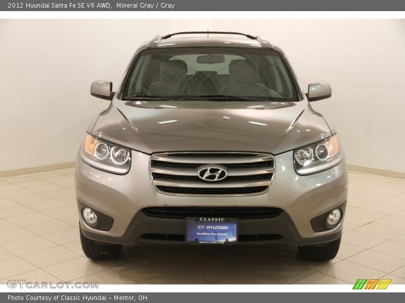 Mineral Gray / Gray 2012 Hyundai Santa Fe SE V6 AWD