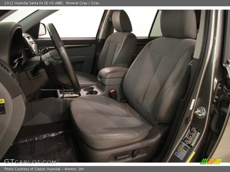 Mineral Gray / Gray 2012 Hyundai Santa Fe SE V6 AWD