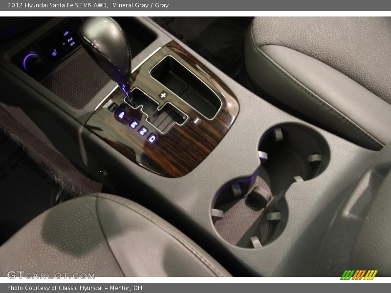 Mineral Gray / Gray 2012 Hyundai Santa Fe SE V6 AWD