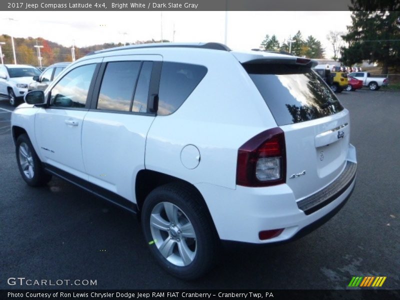 Bright White / Dark Slate Gray 2017 Jeep Compass Latitude 4x4