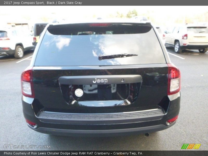  2017 Compass Sport Black