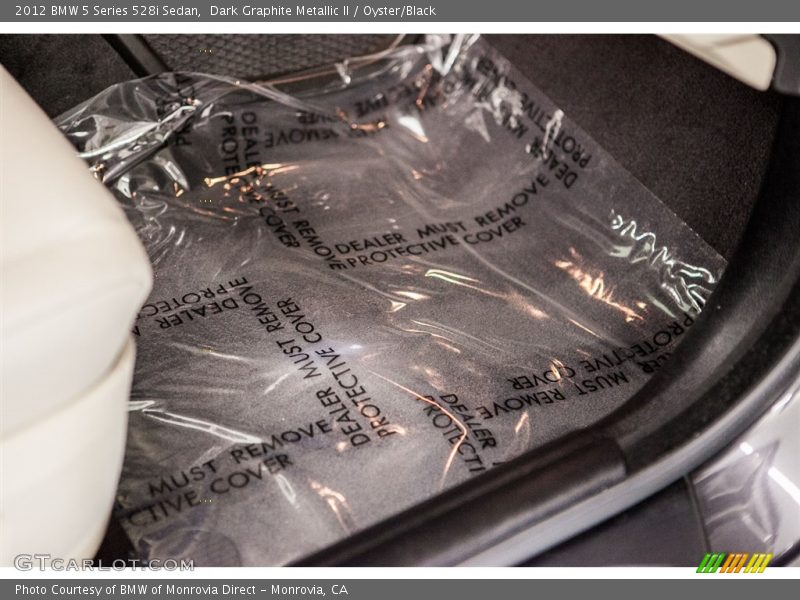 Dark Graphite Metallic II / Oyster/Black 2012 BMW 5 Series 528i Sedan