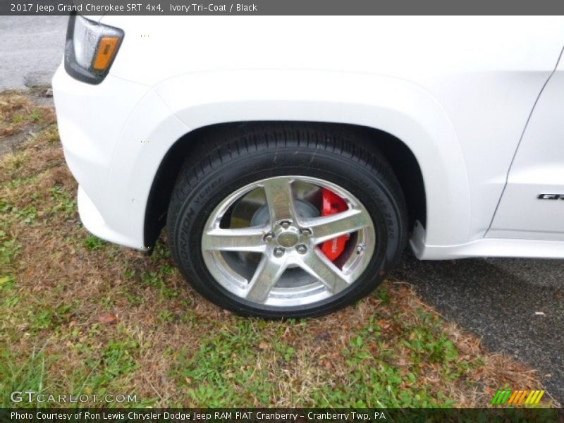 Ivory Tri-Coat / Black 2017 Jeep Grand Cherokee SRT 4x4