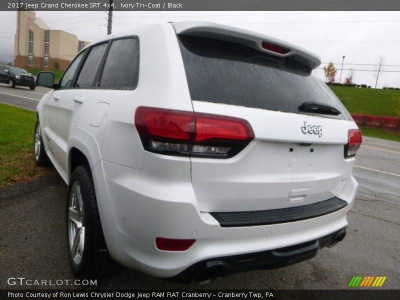 Ivory Tri-Coat / Black 2017 Jeep Grand Cherokee SRT 4x4