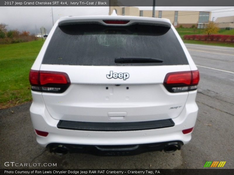 Ivory Tri-Coat / Black 2017 Jeep Grand Cherokee SRT 4x4