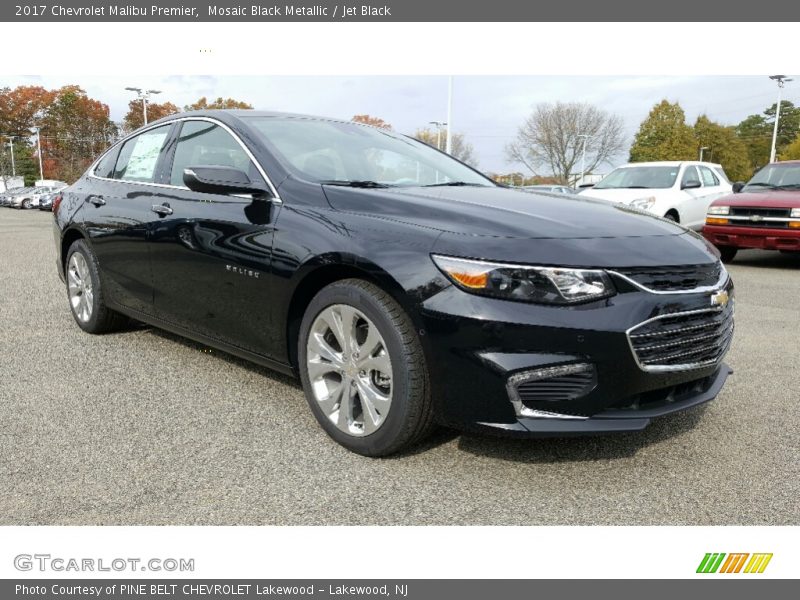 Front 3/4 View of 2017 Malibu Premier