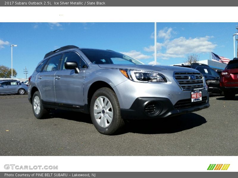 Ice Silver Metallic / Slate Black 2017 Subaru Outback 2.5i