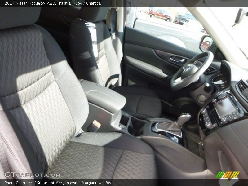  2017 Rogue SV AWD Charcoal Interior