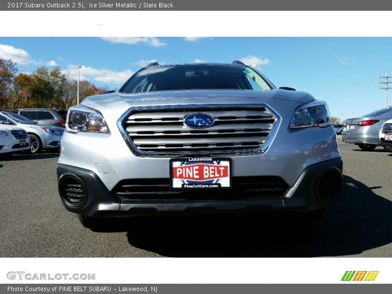Ice Silver Metallic / Slate Black 2017 Subaru Outback 2.5i