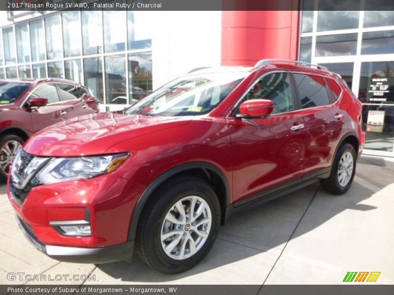 Front 3/4 View of 2017 Rogue SV AWD