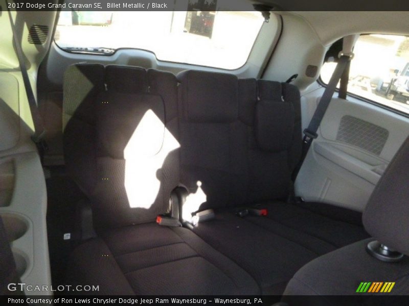 Billet Metallic / Black 2017 Dodge Grand Caravan SE