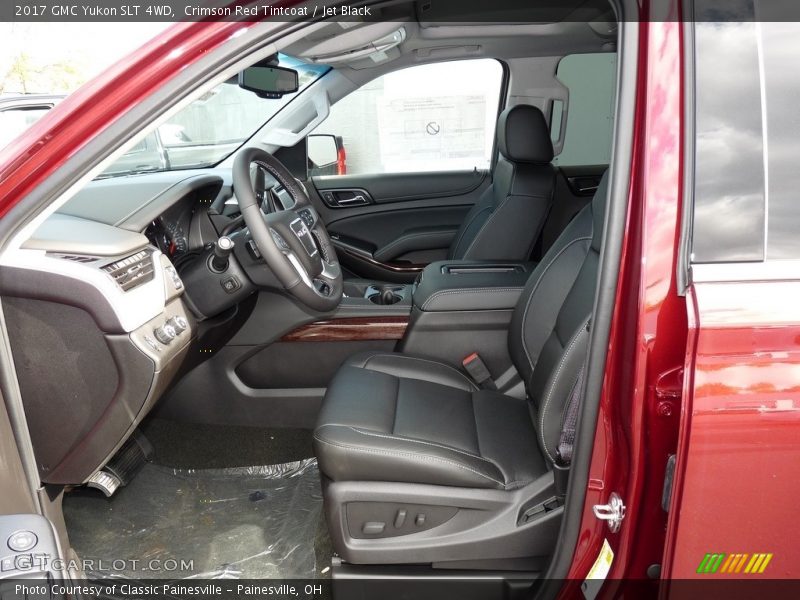  2017 Yukon SLT 4WD Jet Black Interior