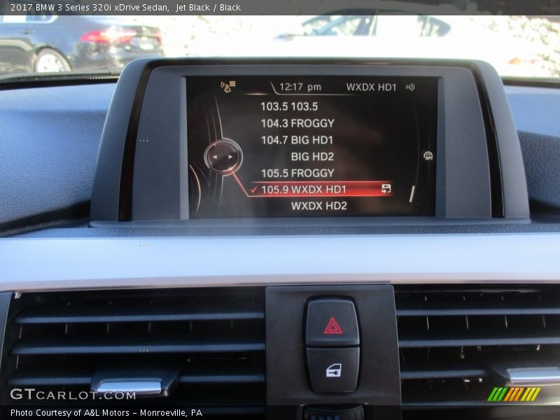 Jet Black / Black 2017 BMW 3 Series 320i xDrive Sedan