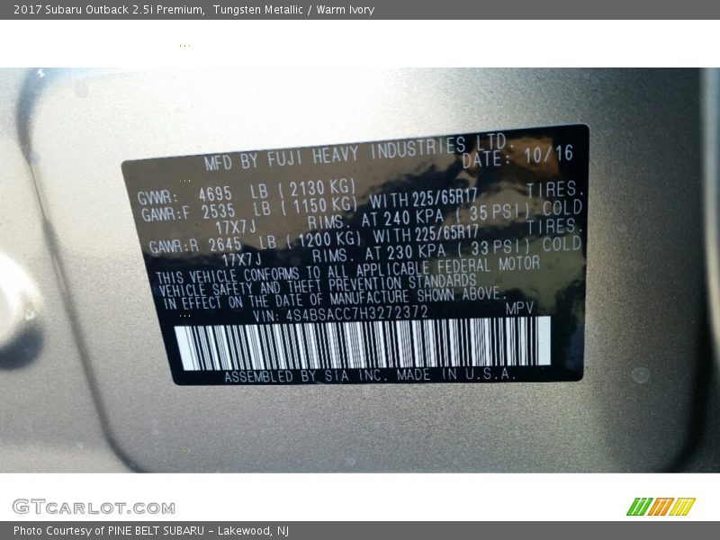 Tungsten Metallic / Warm Ivory 2017 Subaru Outback 2.5i Premium