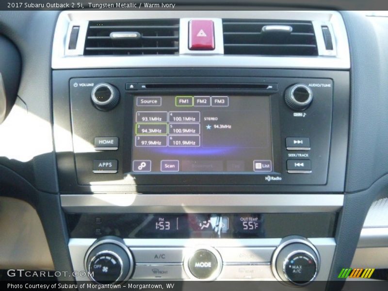 Tungsten Metallic / Warm Ivory 2017 Subaru Outback 2.5i