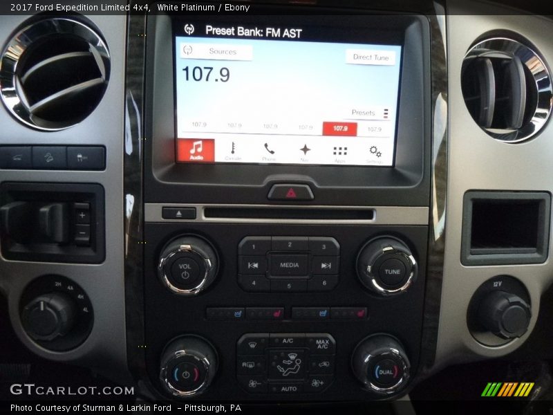 White Platinum / Ebony 2017 Ford Expedition Limited 4x4