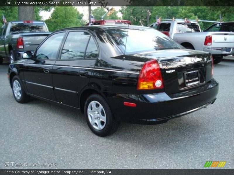 Ebony Black / Gray 2005 Hyundai Accent GLS Sedan