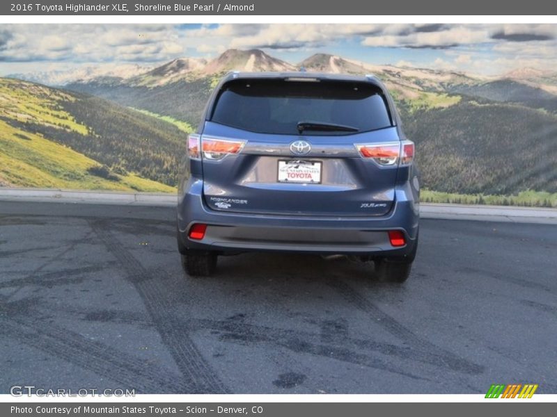Shoreline Blue Pearl / Almond 2016 Toyota Highlander XLE