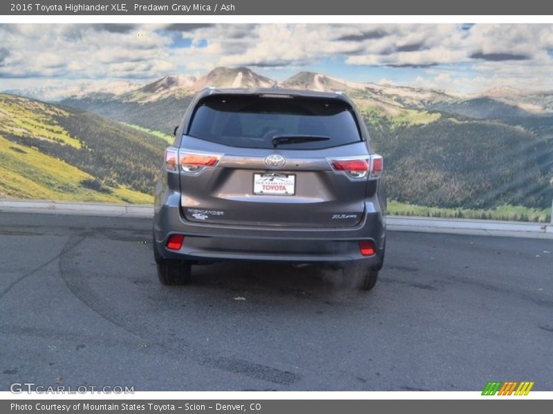 Predawn Gray Mica / Ash 2016 Toyota Highlander XLE