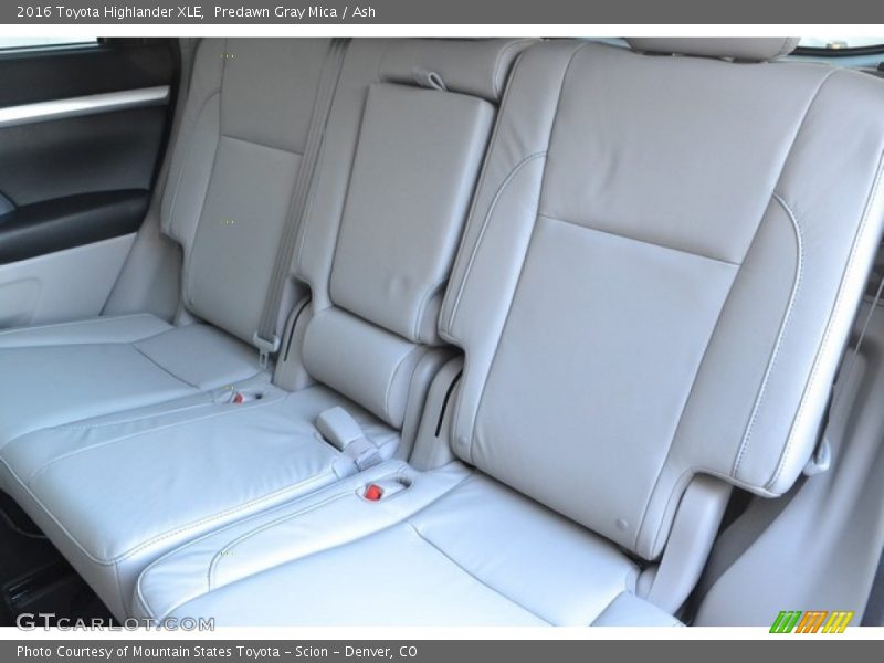 Predawn Gray Mica / Ash 2016 Toyota Highlander XLE