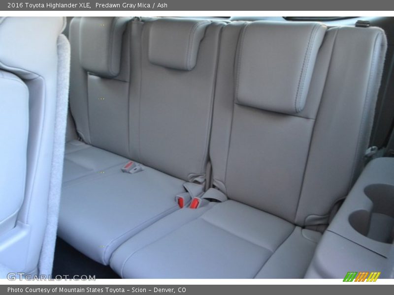 Predawn Gray Mica / Ash 2016 Toyota Highlander XLE