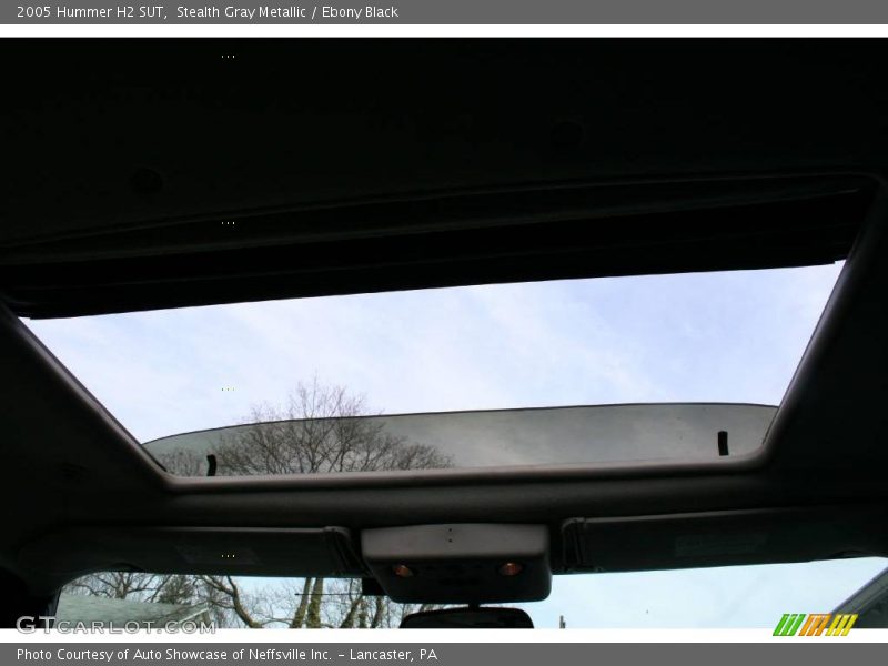Stealth Gray Metallic / Ebony Black 2005 Hummer H2 SUT
