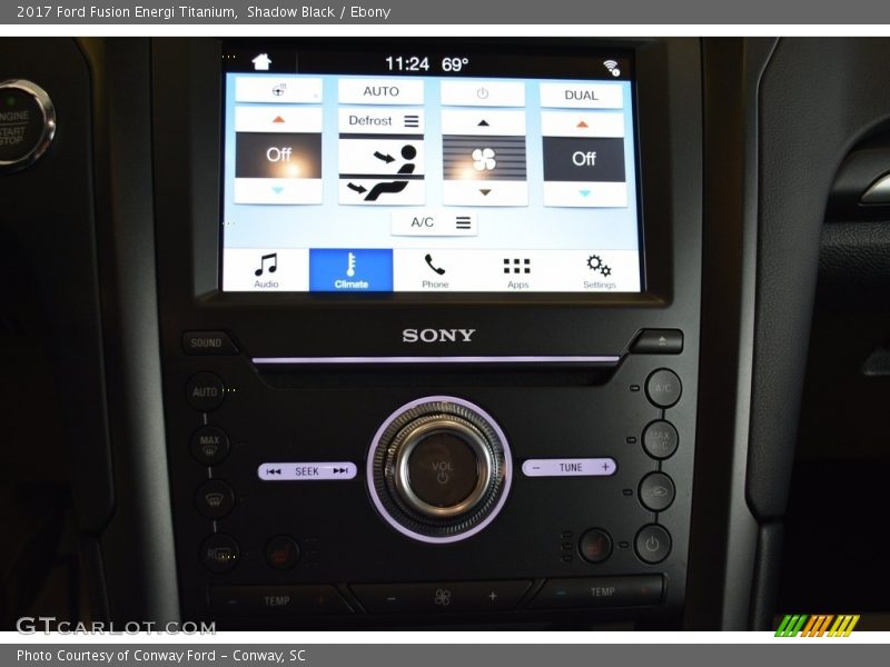 Controls of 2017 Fusion Energi Titanium