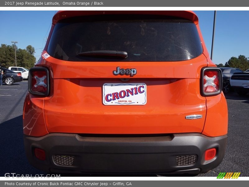 Omaha Orange / Black 2017 Jeep Renegade Latitude