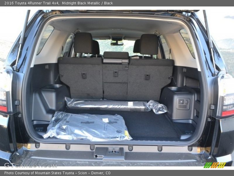 Midnight Black Metallic / Black 2016 Toyota 4Runner Trail 4x4