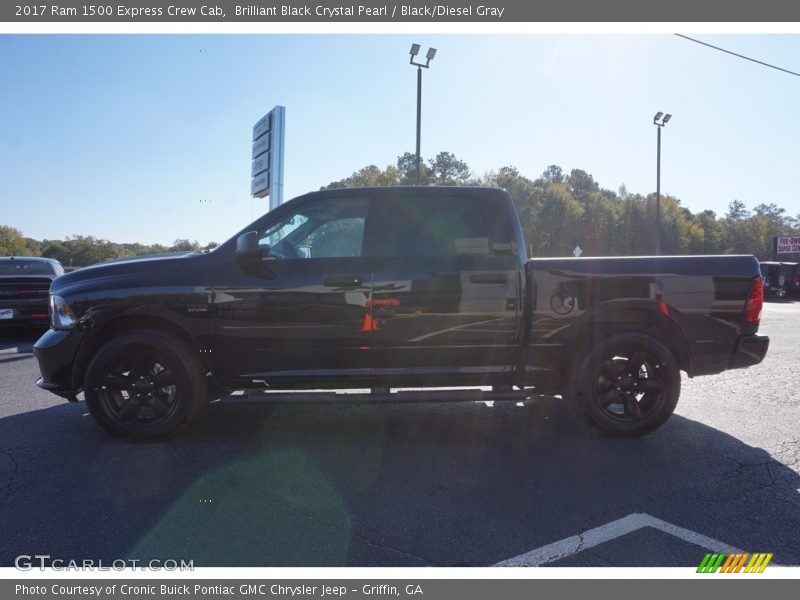 Brilliant Black Crystal Pearl / Black/Diesel Gray 2017 Ram 1500 Express Crew Cab