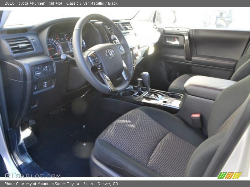 Classic Silver Metallic / Black 2016 Toyota 4Runner Trail 4x4