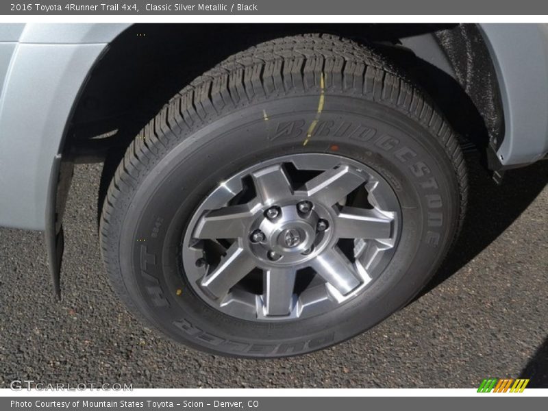 Classic Silver Metallic / Black 2016 Toyota 4Runner Trail 4x4