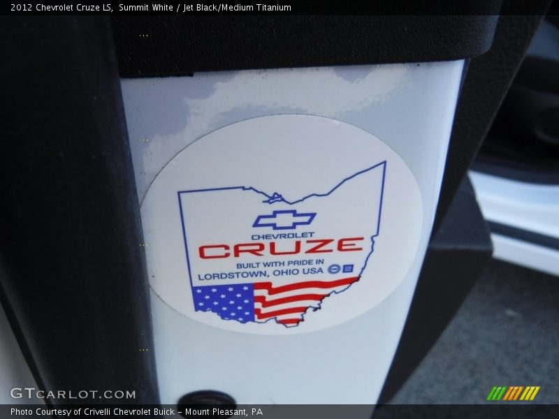Summit White / Jet Black/Medium Titanium 2012 Chevrolet Cruze LS