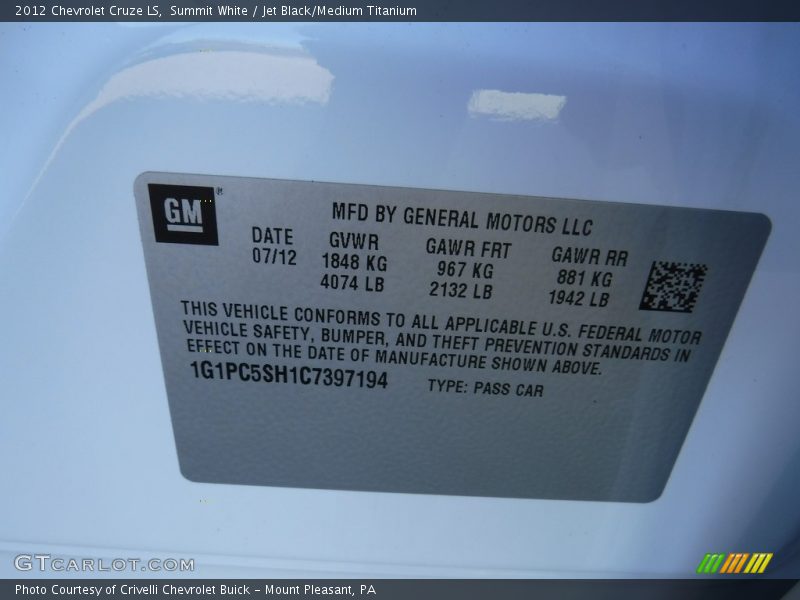 Summit White / Jet Black/Medium Titanium 2012 Chevrolet Cruze LS