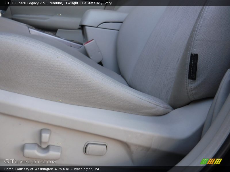 Twilight Blue Metallic / Ivory 2013 Subaru Legacy 2.5i Premium