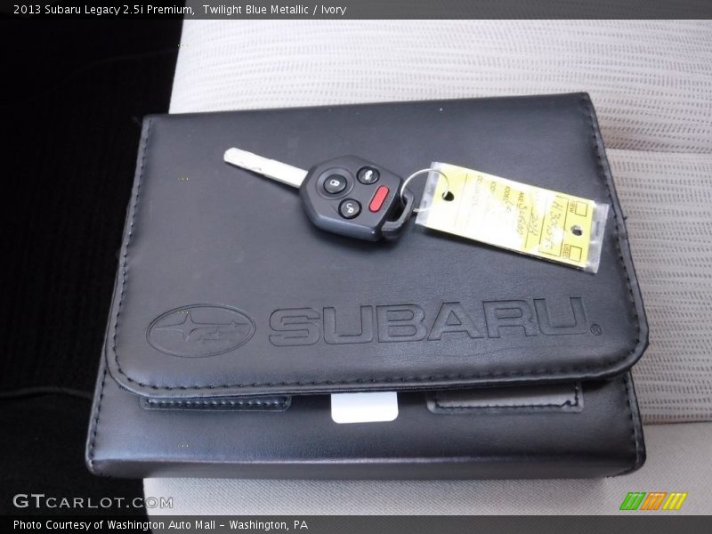 Twilight Blue Metallic / Ivory 2013 Subaru Legacy 2.5i Premium